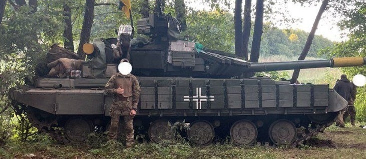 Another Ukrainian tank with Balkenkreuz